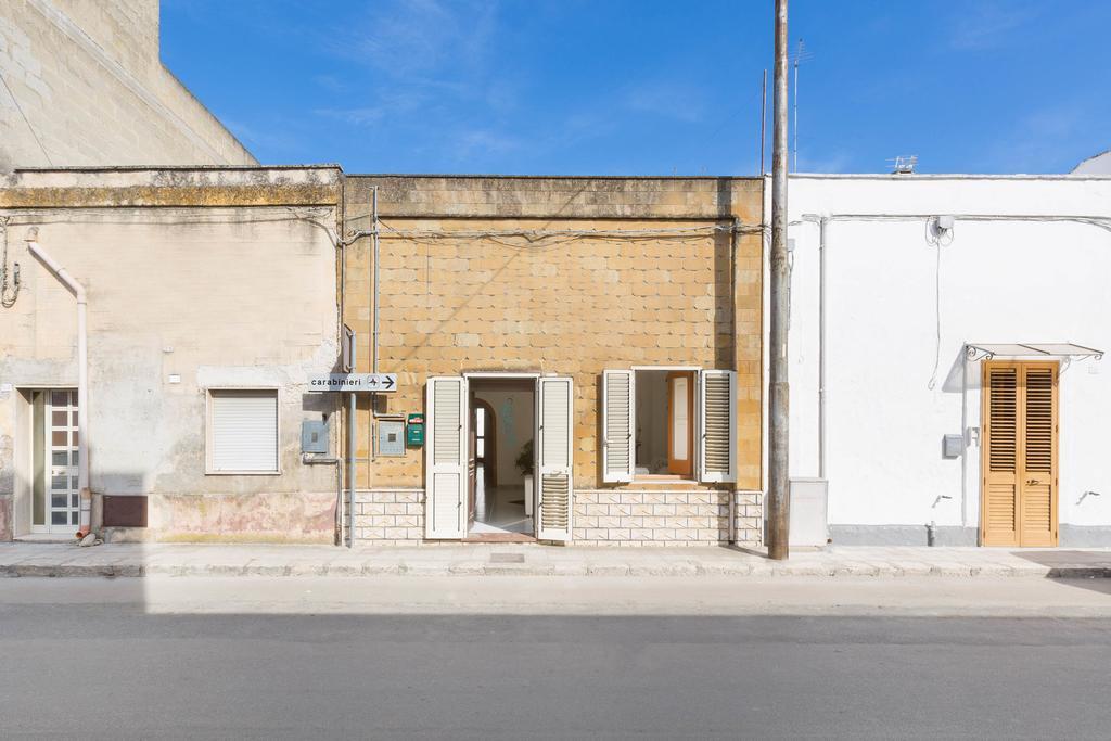 Casa Angiulina By Barbarhouse Villa San Pancrazio Salentino Exterior photo